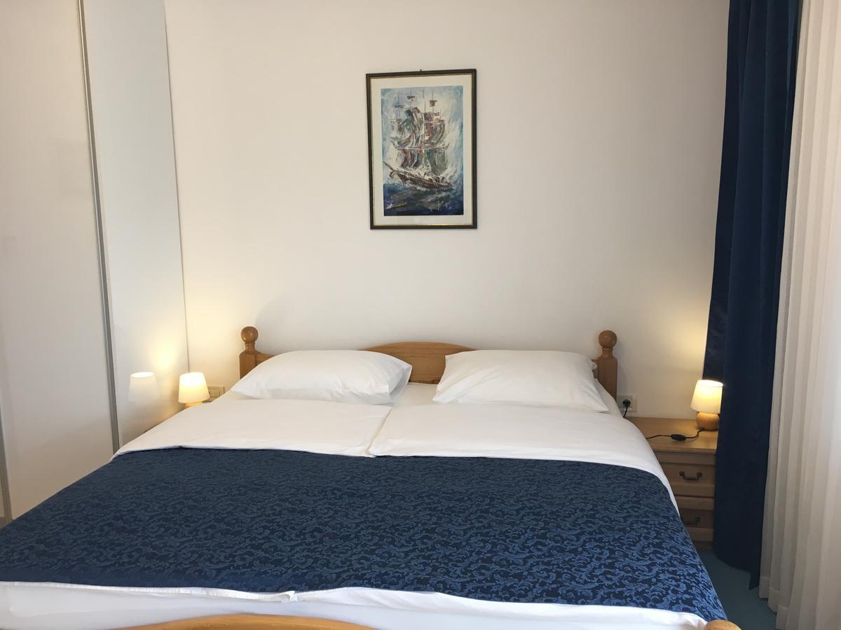 Apartments Ursic Split Extérieur photo